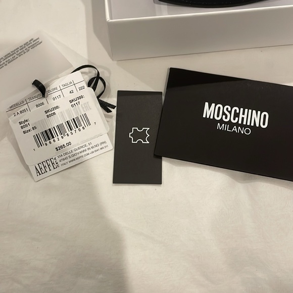 Moschino thin belt in red/orange size:85